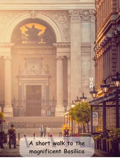 Stylish Parisian 3Br In Central Budapest, Sleeps 9 0*, Budapest