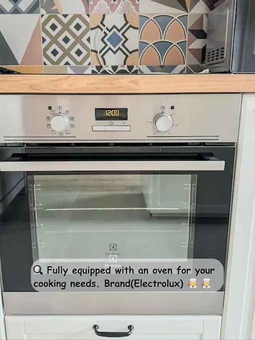 Stylish Parisian 3Br In Central Budapest, Sleeps 9 Budapešť